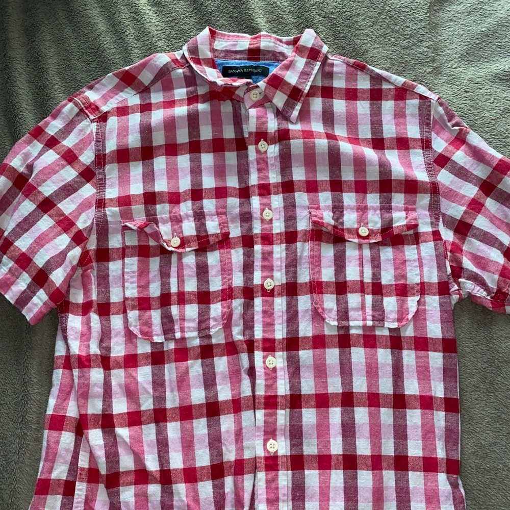 Banana Republic Men’s Short Sleeve Linen Shirt